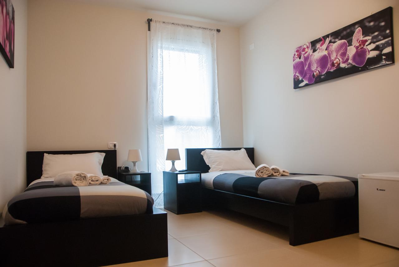 Azzano San Paolo Bed & Breakfast Orio Easy Airport المظهر الخارجي الصورة